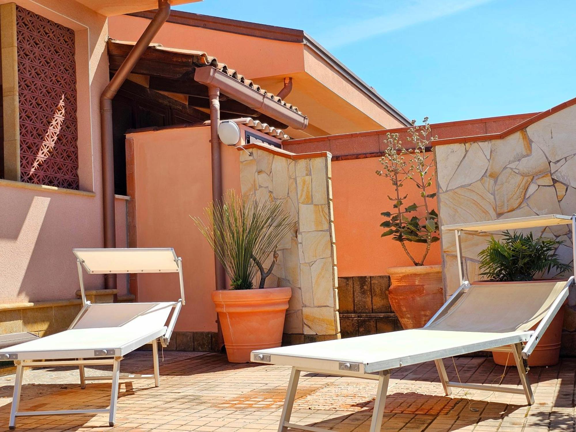 Costa Mediterranea Holiday Homes Campofelice Di Roccella Ngoại thất bức ảnh