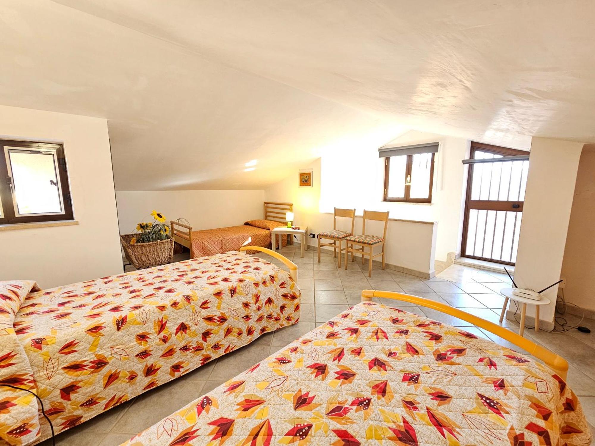 Costa Mediterranea Holiday Homes Campofelice Di Roccella Ngoại thất bức ảnh