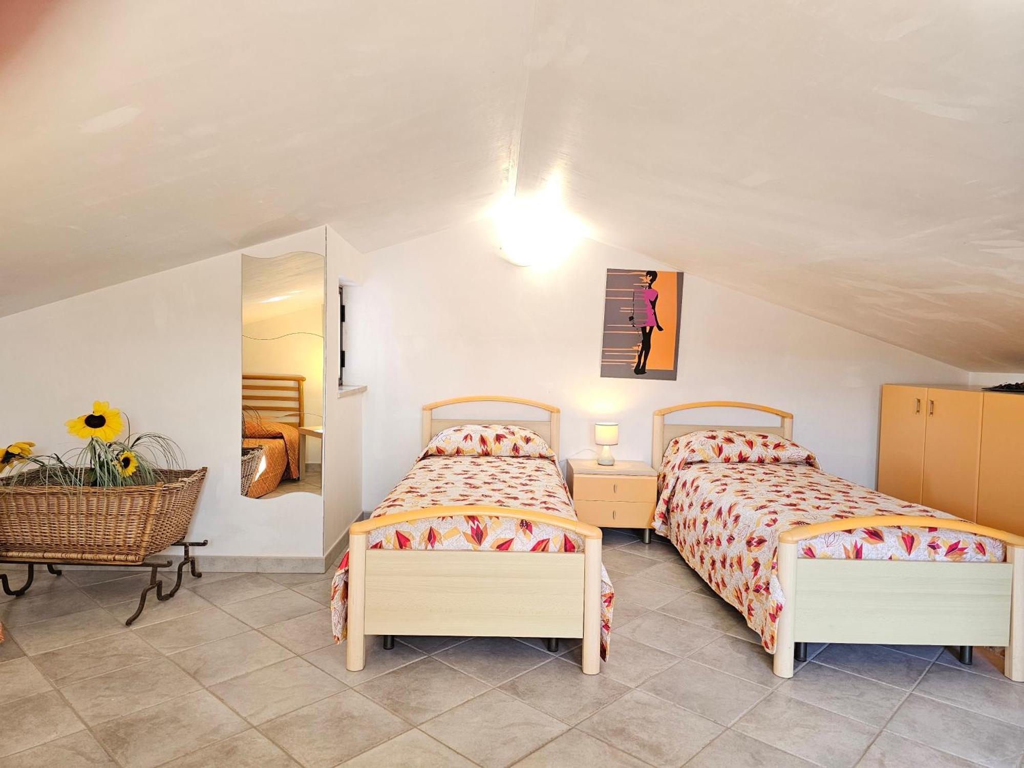 Costa Mediterranea Holiday Homes Campofelice Di Roccella Phòng bức ảnh